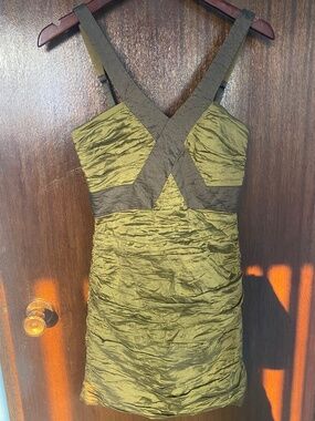 EUC BCBG Max Auria Ruched Mini Dress Size 8